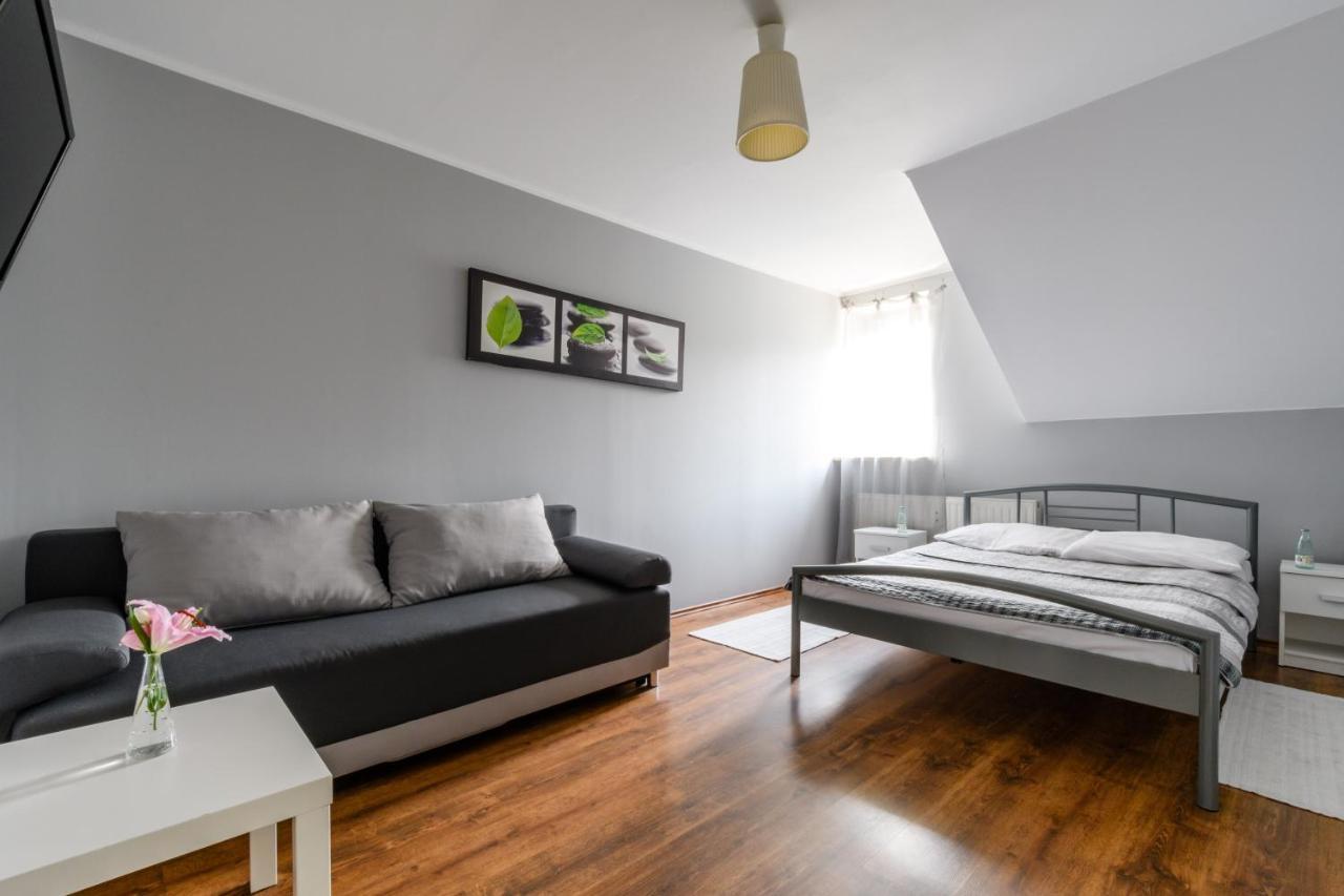 Hostel Krokodyl-Stara Praga Varšava Exteriér fotografie